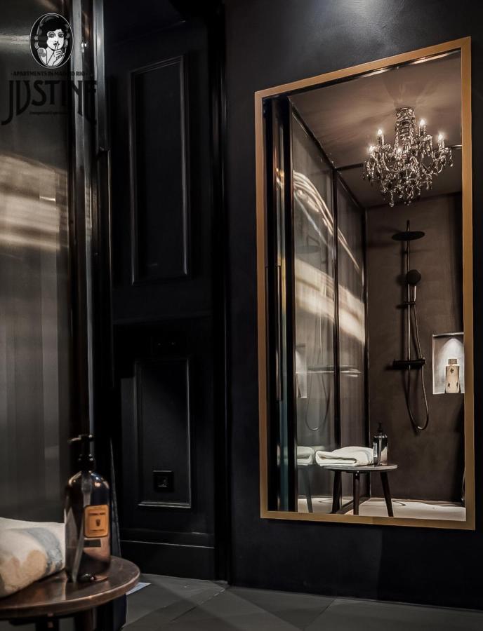 Suite Shibari By Justine Apartments Sobria Elegante Y Pecaminosa Apartamento Turistico En Madrid Rio Eksteriør bilde