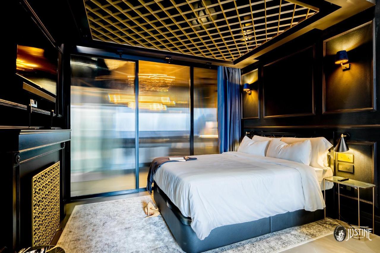 Suite Shibari By Justine Apartments Sobria Elegante Y Pecaminosa Apartamento Turistico En Madrid Rio Eksteriør bilde